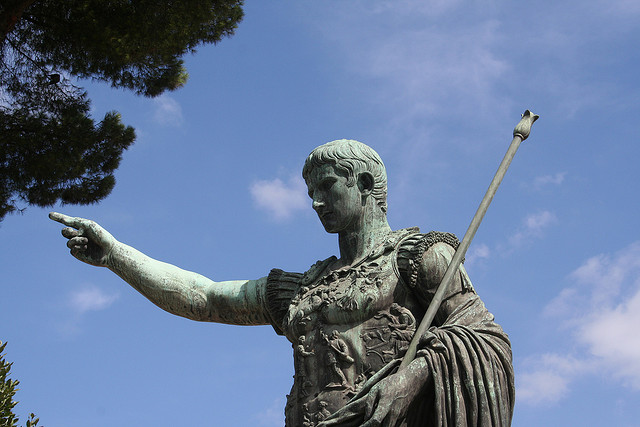 caesar statue pointing