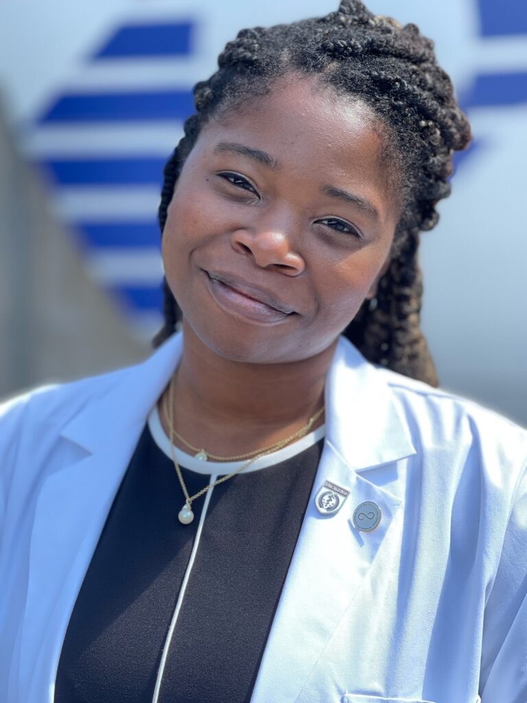 INTERVIEW Cassandra Jackson, Author of The Wreck & Jasmine Brown